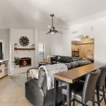 Champions Oasis Home - Near The Stadui2007M Withpool & Grill