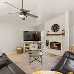 Champions Oasis Home - Near The Stadui2007M Withpool & Grill