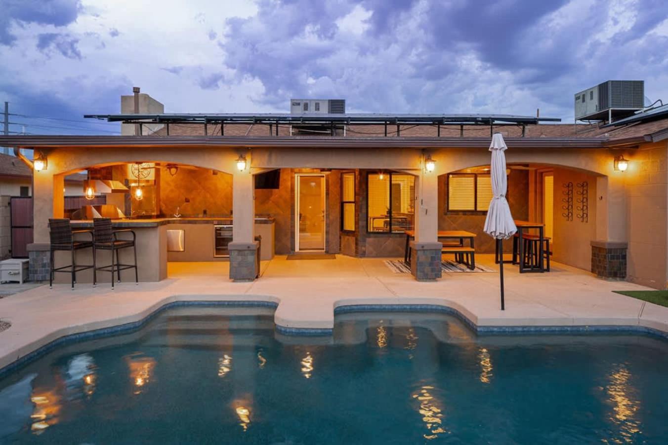 Champions Oasis - Near The Stadui2007m Withpool & Grill Phoenix